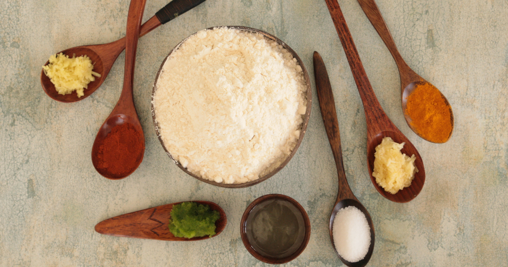 Picture,Of,Different,Ingredients,Of,Traditional,Bajhi,Flour,ginger,cumin,coriander,salt,And,Garlic